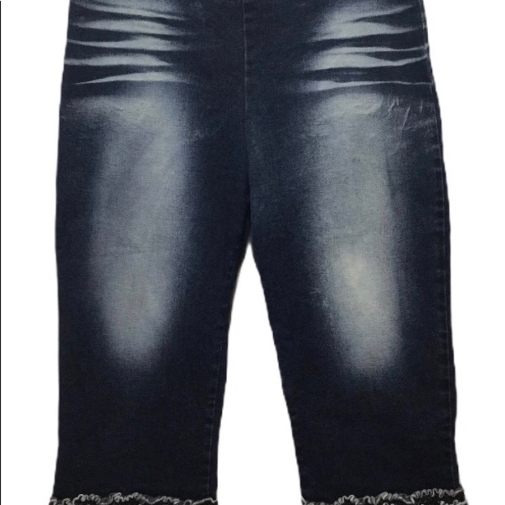 Joy Jeans Ruffle Capris - Picture 2 of 7